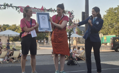 Record officiellement validé par la juge-arbitre officielle de Guinness World Records, Anouk de Timary. 